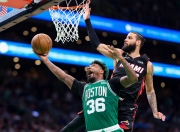 开云体育官方网站-包含独行侠队控卫试图接管比赛节奏的词条