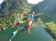 开云体育登录-跨界之夜，当德布劳内站上NBA总决赛的舞台