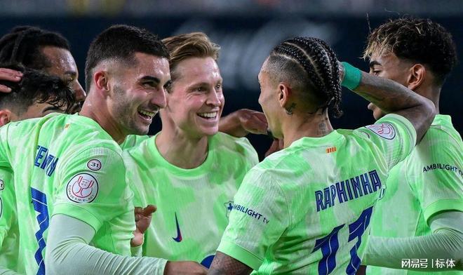 土耳其血洗巴萨，费兰·托雷斯完成帽子戏法的简单介绍