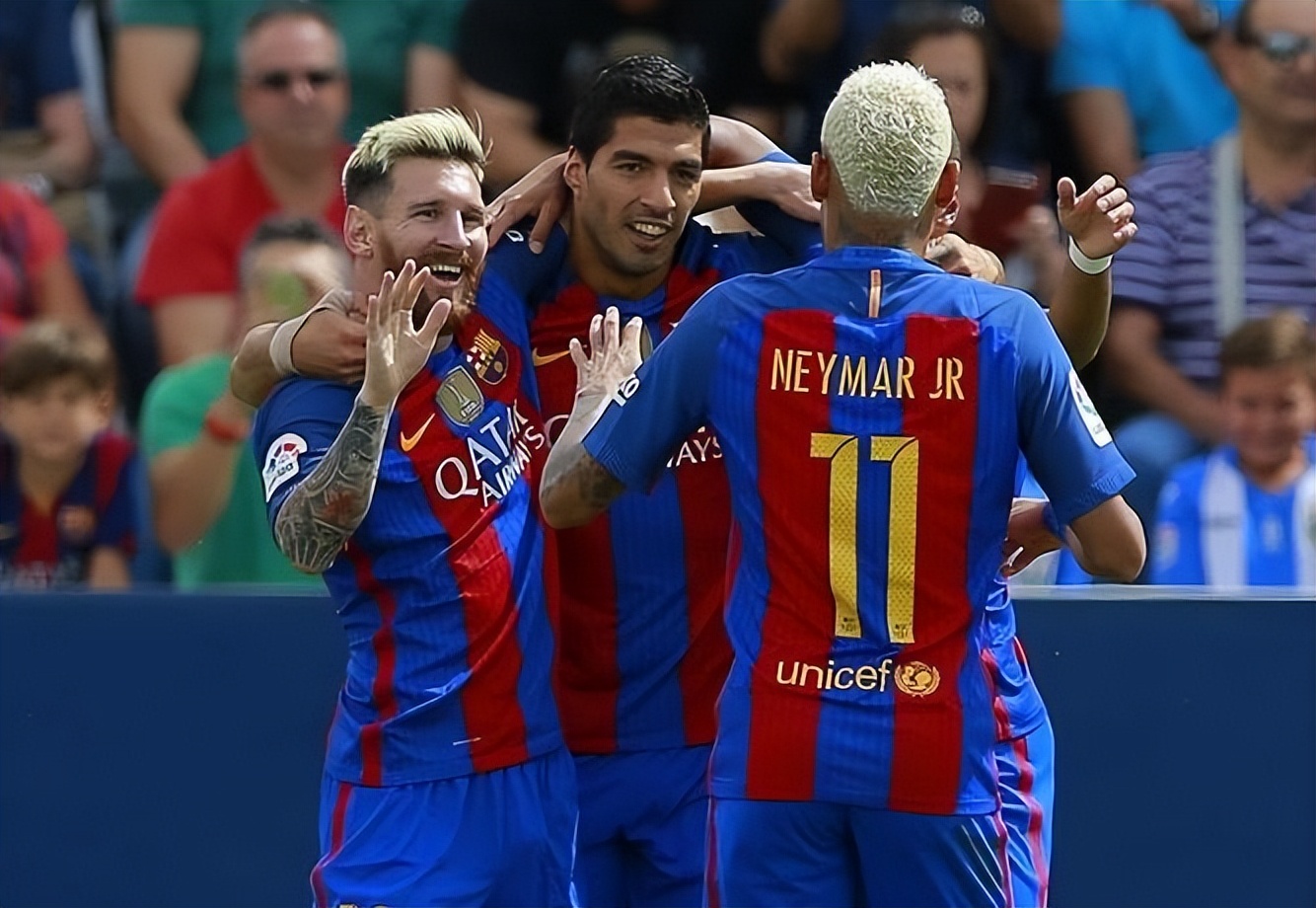 荷兰碾压多特蒙德,莱万绝境逆转的简单介绍 荷兰碾压多特蒙德,莱万绝境逆转的简单介绍