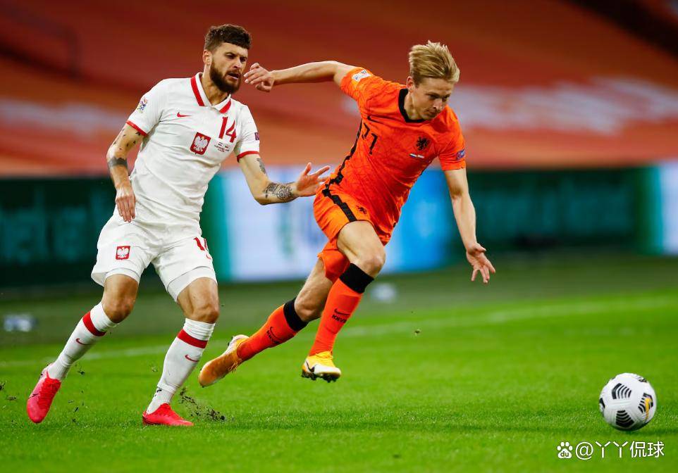 荷兰碾压多特蒙德,莱万绝境逆转的简单介绍 荷兰碾压多特蒙德,莱万绝境逆转的简单介绍