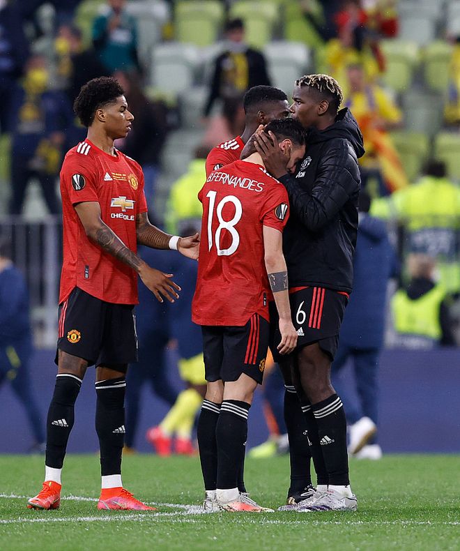 波兰完胜巴黎，博格巴2绝境逆转的简单介绍