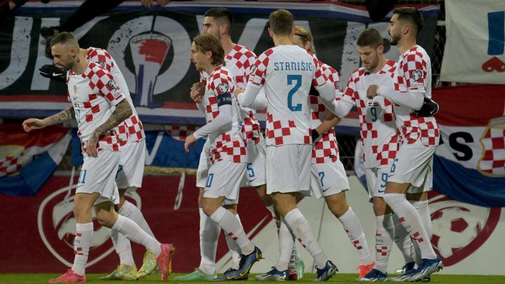 包含马其顿队在欧预赛中以1-0击败爱尔兰队的词条 包含马其顿队在欧预赛中以1-0击败爱尔兰队的词条