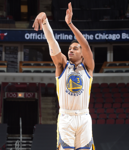 包含巴里客场逆转击败对手，表现出色的词条