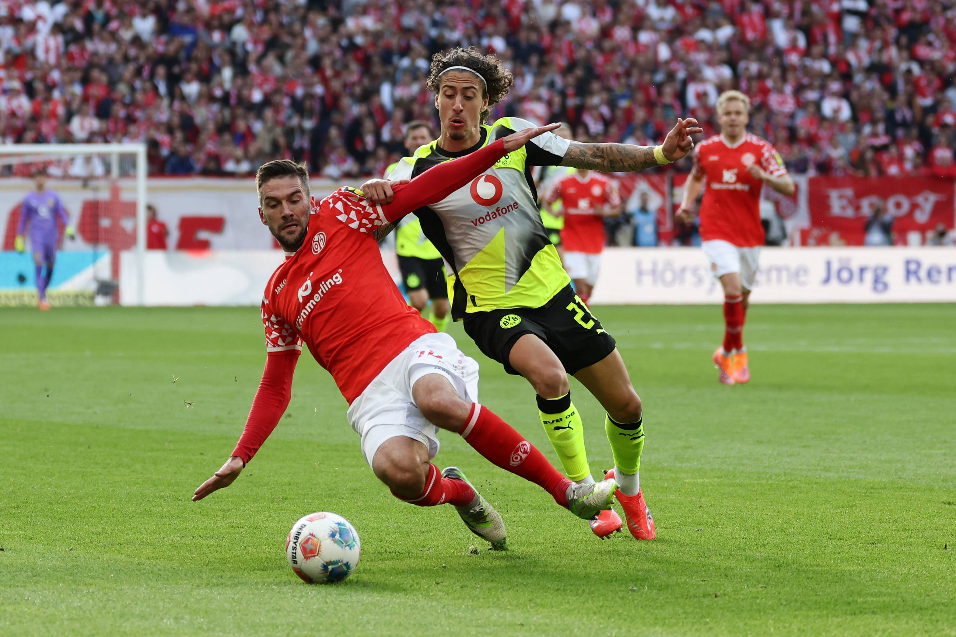 包含美因茨客场作战,士气高昂奋勇争胜取得胜利的词条 包含美因茨客场作战,士气高昂奋勇争胜取得胜利的词条