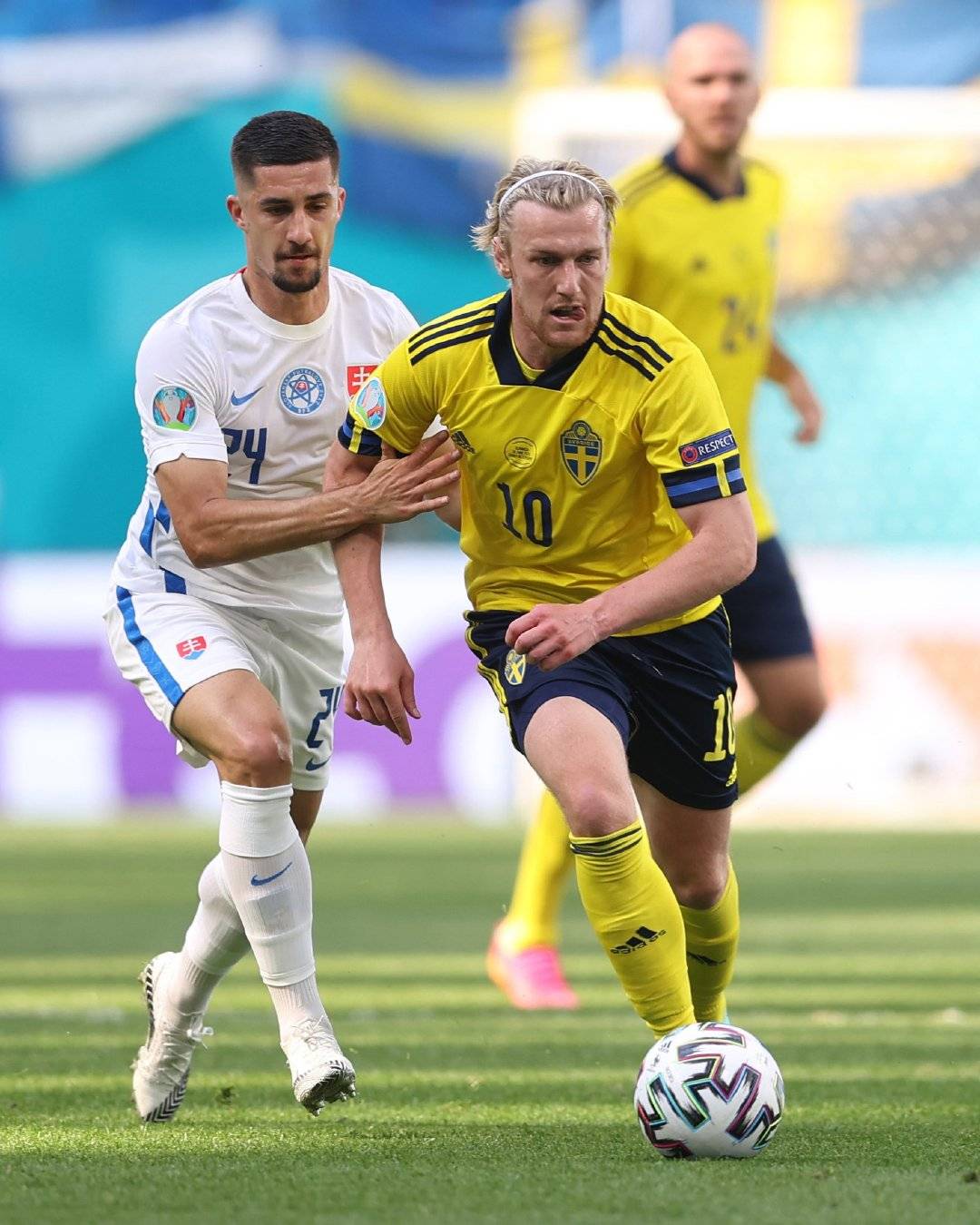 捷克惊险淘汰斯洛伐克，闯入欧预赛四强的简单介绍