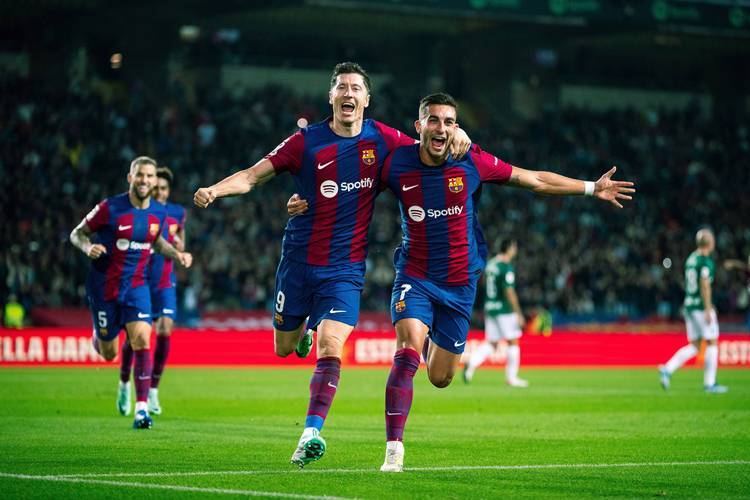 关于莱万特险胜高居榜首，球队异军突起令人惊讶的信息