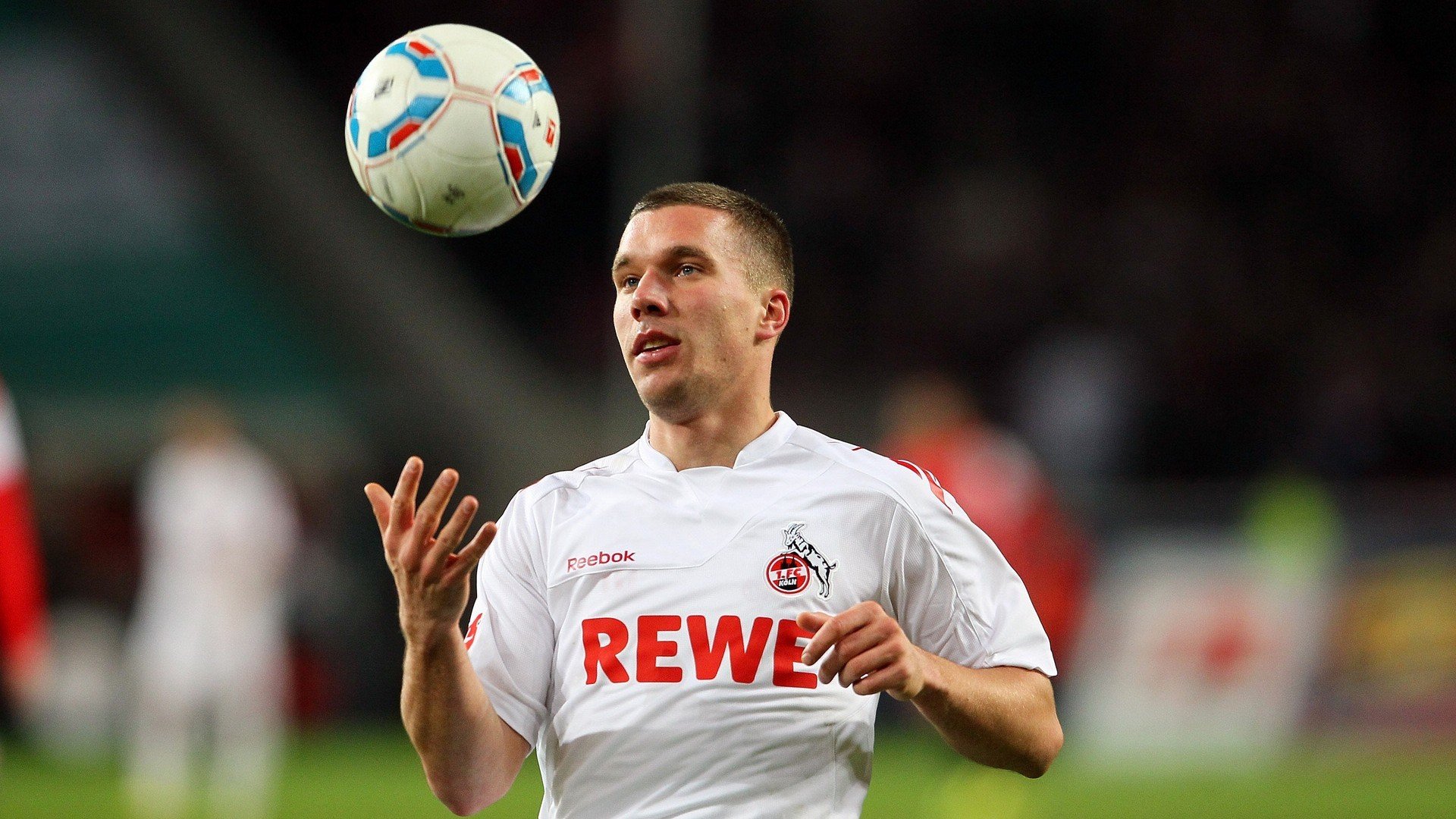 冰与火的碰撞，冰岛血拼奥地利，英超争冠焦点战的北欧启示